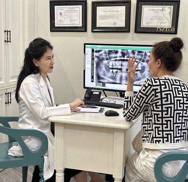 Luôn tham khảo ý kiến bác sĩ chỉnh nha trước khi luyện tập mewing