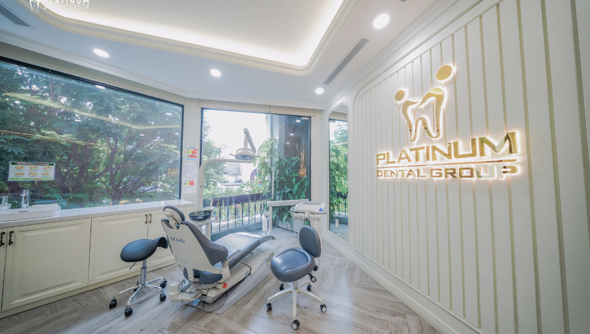 Spacious, clean, and modern dental clinic interior for a relaxing and safe treatment environment.