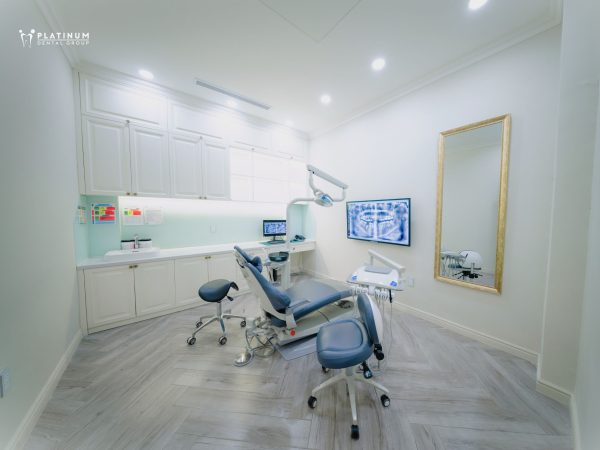 Giải đáp: Có nên làm răng sứ không? 6 Không gian điều trị theo phong cách châu Âu hiện đại, sang trọng