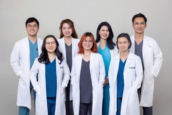 A highly experienced dental team
