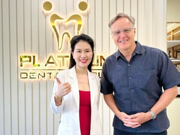 Có nên bọc răng sứ không? Khi nào nên và không nên làm? 7 Khách hàng Bọc răng sứ tại Platinum Dental Group mang lại kết quả an toàn & thẩm mỹ