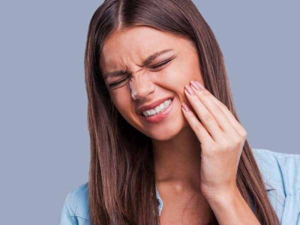 Pain after porcelain teeth is often caused by incorrect technique or improper care
