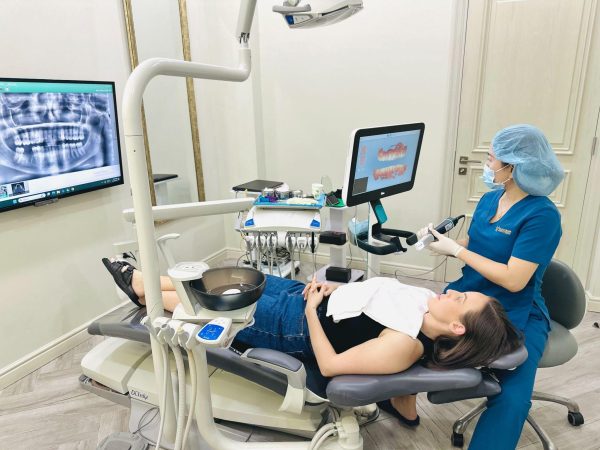 Trải nghiệm lấy dấu răng êm ái, chính xác và nhanh chóng với công nghệ iTero 5D Plus tại Platinum Dental Group