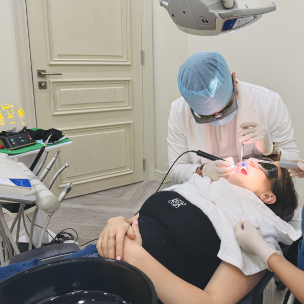 Một số lưu ý quan trọng sau khi nhổ răng vĩnh viễn