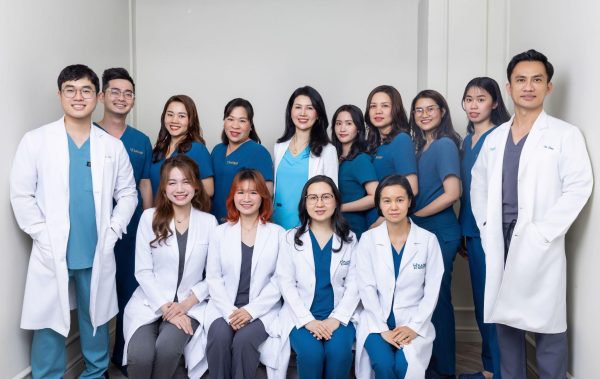 Trồng răng Implant cho trẻ em: Có nên hay không và những điều cần biết 11 Platinum Dental Group quy tụ đội ngũ bác sĩ giỏi chuyên môn và đầy kinh nghiệm