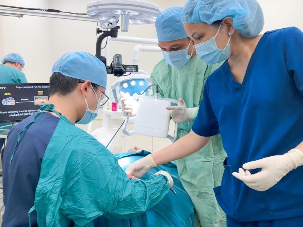 Hệ thống PIC (Precise Implant Captures) là công nghệ lấy dấu Implant hiện đại nhất hiện nay, áp dụng công nghệ quang trắc lập thể giúp xác định vị trí trụ Implant chính xác từng milimet