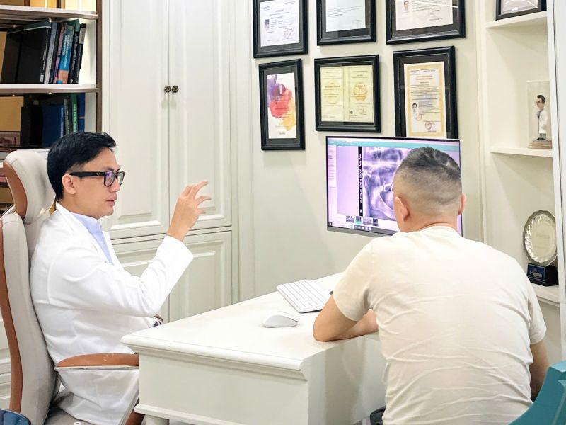 Bác sĩ giải đáp thắc mắc liên quan đến trồng răng số 7