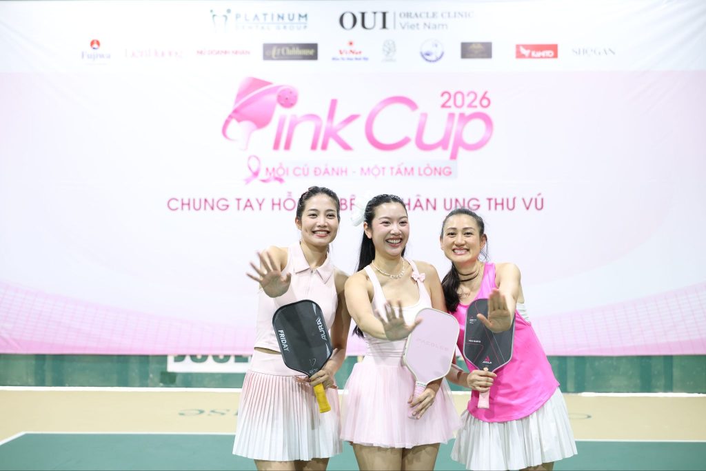 Với tinh thần tích cực, khỏe mạnh, rạng rỡ và xinh đẹp! Chúng tôi ước mong Pink Cup có thể truyền nguồn năng lượng tốt đẹp đến những chị em phụ nữ đang chống chọi với bệnh tật. 